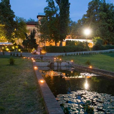 Villa Scati Bed And Breakfast Мелаццо Экстерьер фото