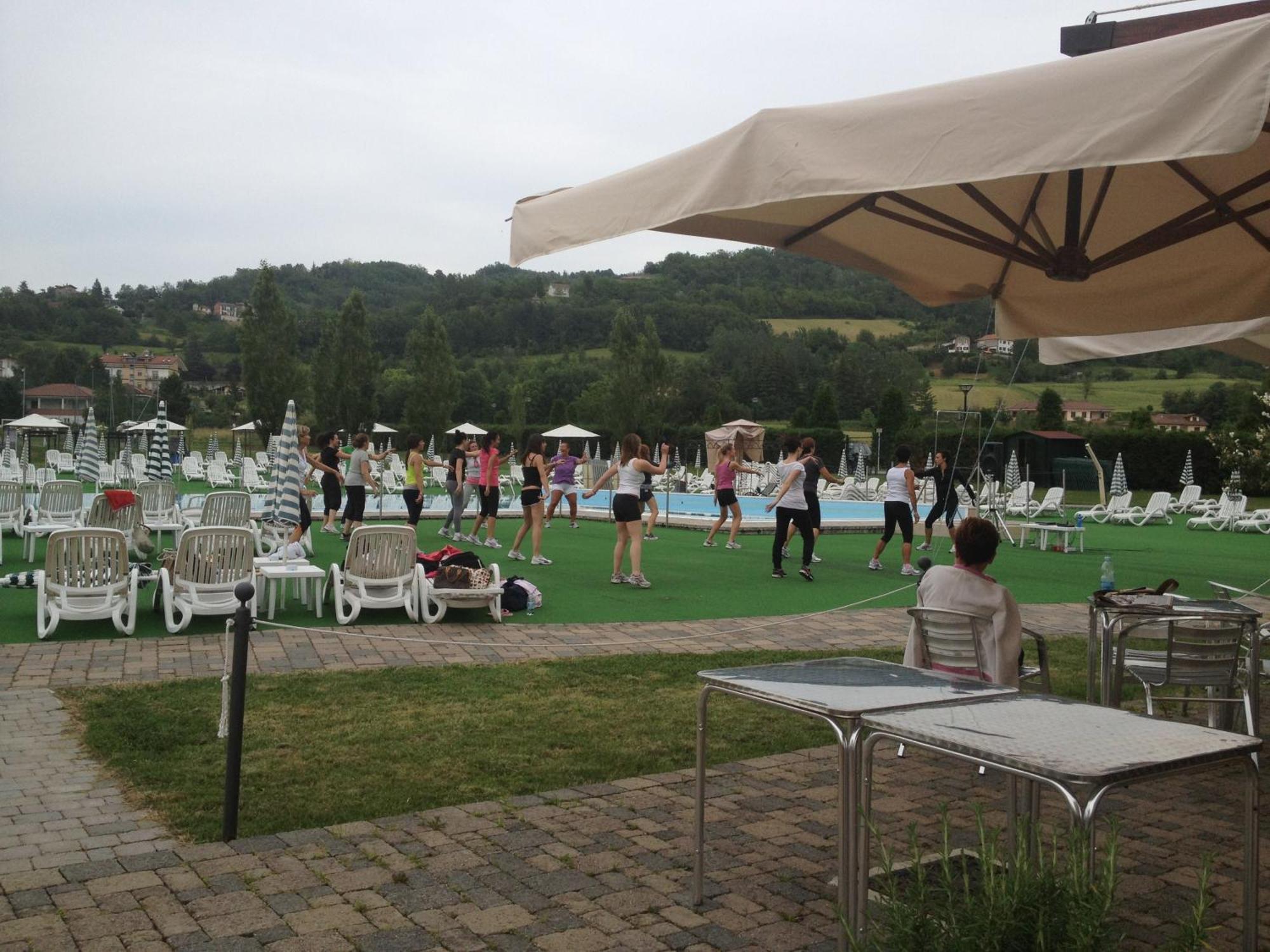 Villa Scati Bed And Breakfast Мелаццо Экстерьер фото