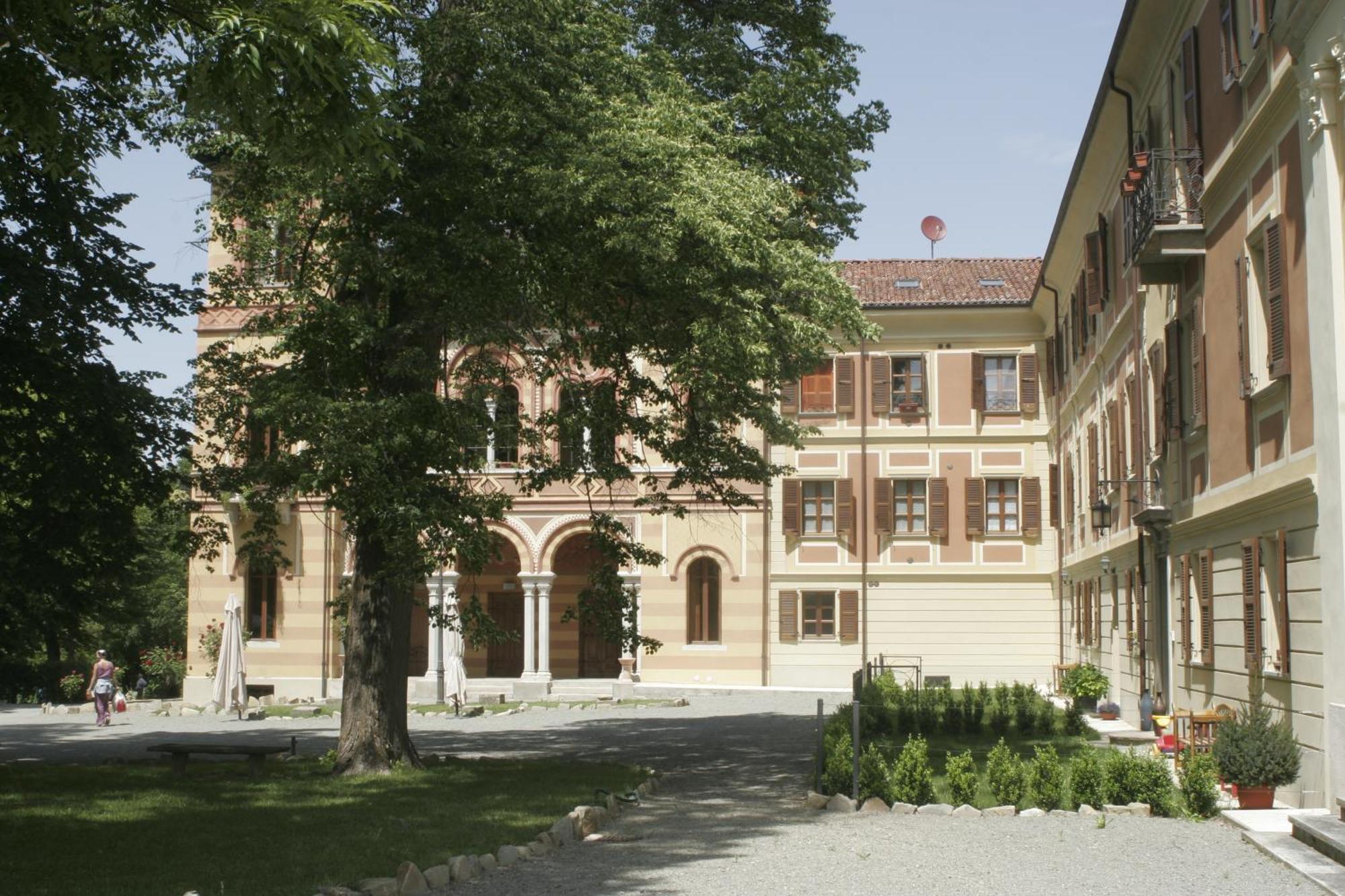 Villa Scati Bed And Breakfast Мелаццо Экстерьер фото