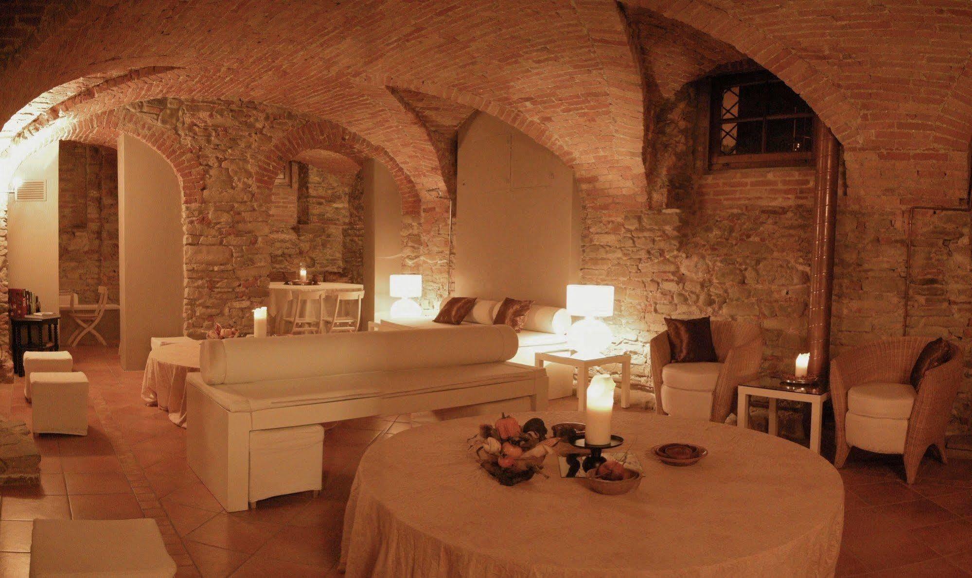 Villa Scati Bed And Breakfast Мелаццо Экстерьер фото